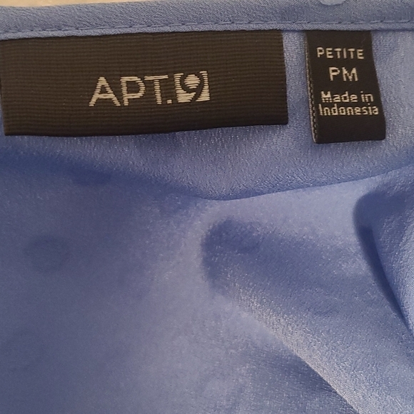 APT 9 Blue flowing short sleeve blouse, sz Petite Medium - Picture 3 of 6